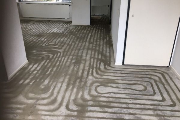 vloerverwarming sleuven dichtgesmeerd